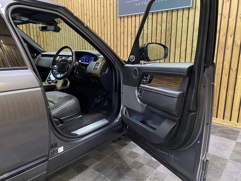 Used Land Rover Range Rover 2018 for sale - 76320102: Photo 48