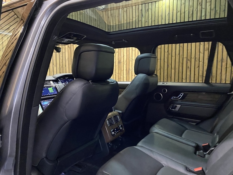 Used Land Rover Range Rover 2018 for sale - 76320102: Photo 73