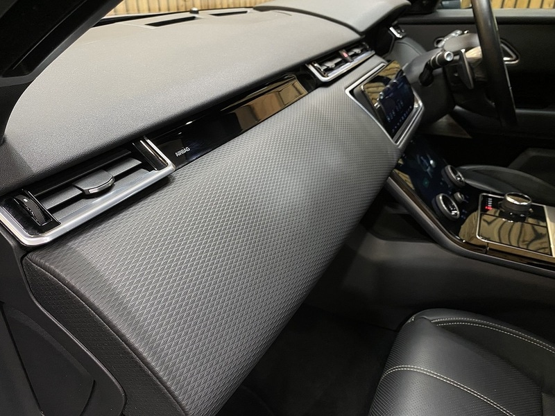 Used Land Rover Range Rover Velar 2019 for sale - 77947067: Photo 31