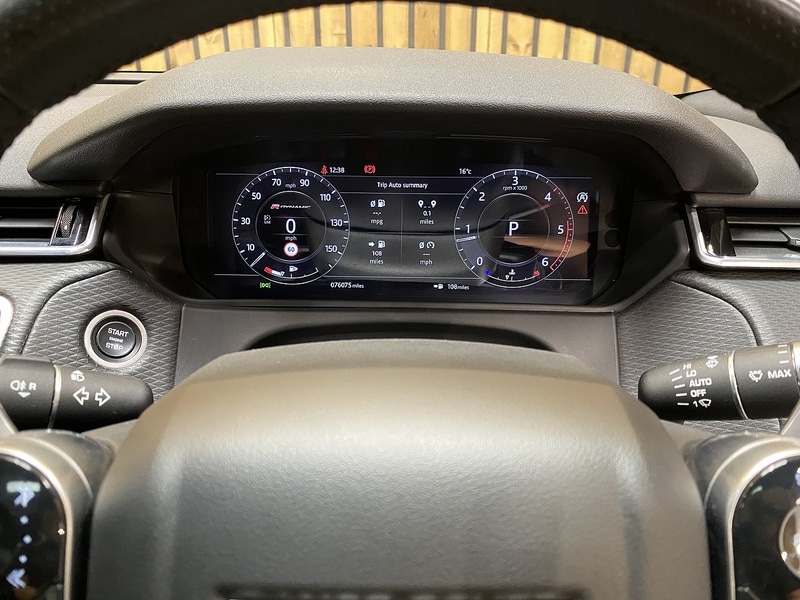 Used Land Rover Range Rover Velar 2019 for sale - 77947067: Photo 35