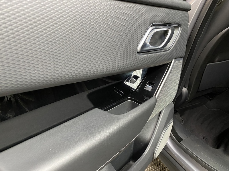 Used Land Rover Range Rover Velar 2019 for sale - 77947067: Photo 46