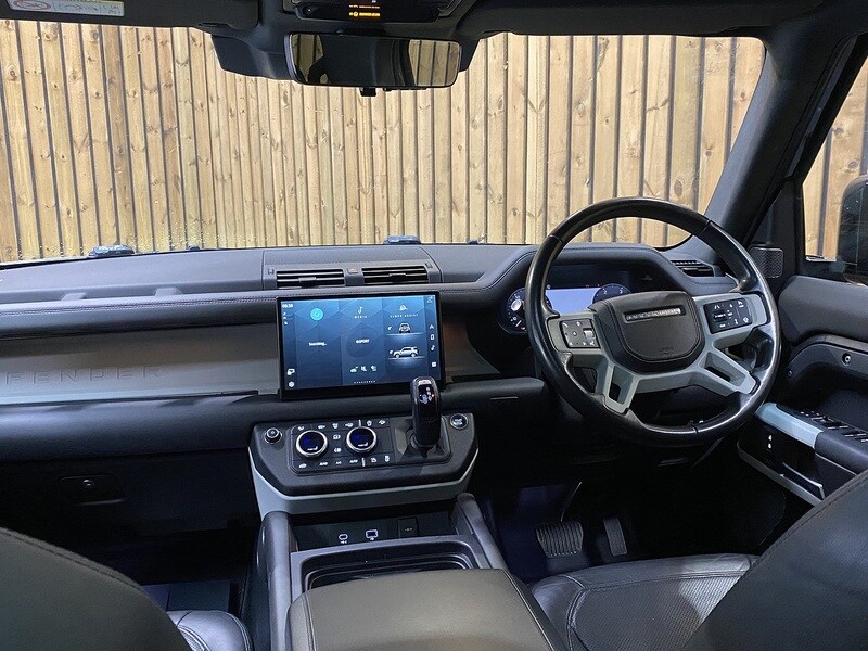Used Land Rover Defender 2023 for sale - 77981693: Photo 3