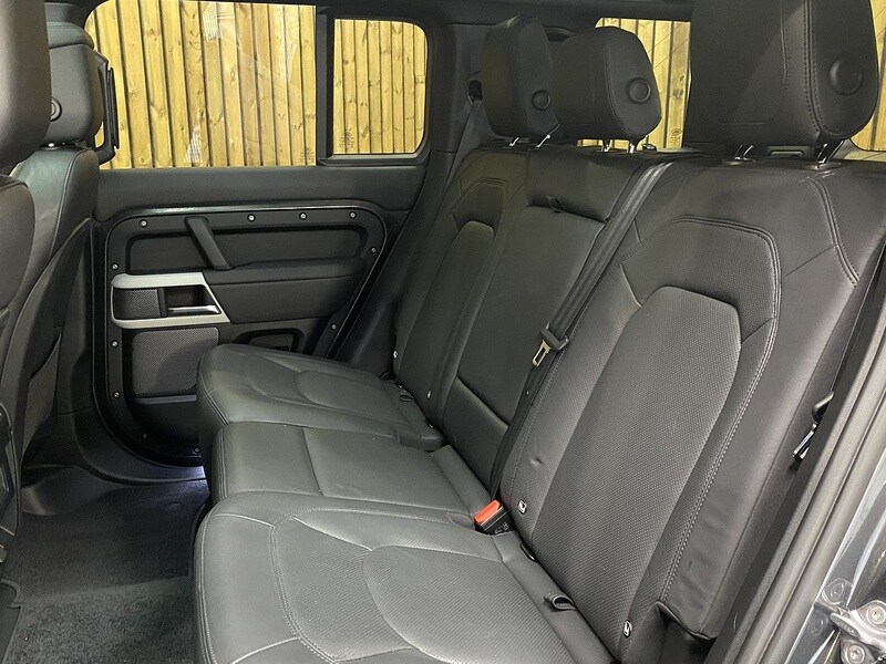Used Land Rover Defender 2023 for sale - 77981693: Photo 5
