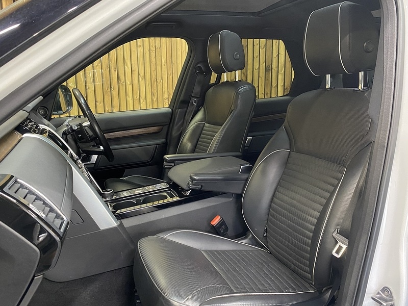 Used Land Rover Discovery 2017 for sale - 77981694: Photo 4