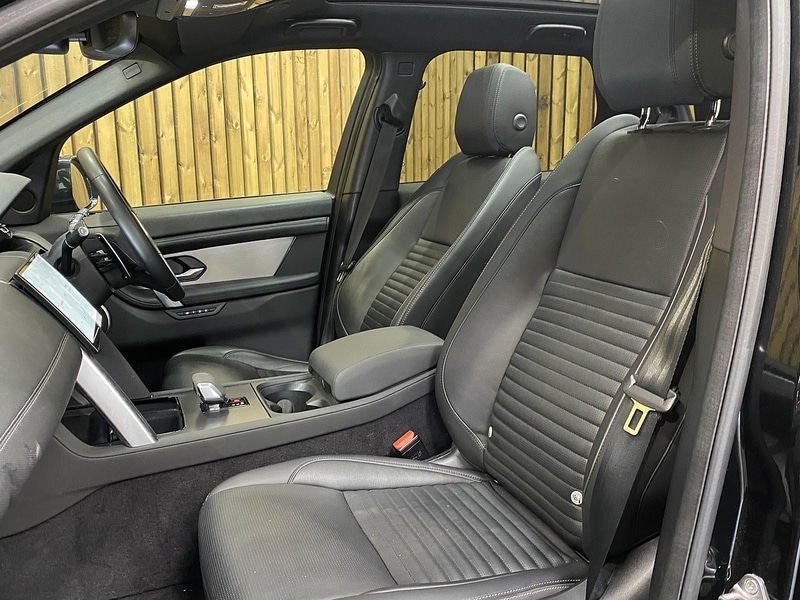 Used Land Rover Discovery Sport 2024 for sale - 78031197: Photo 9