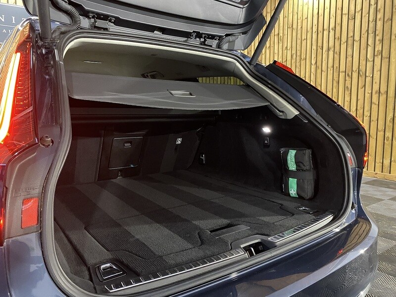 Used Volvo V90 2022 for sale - 76605277: Photo 21