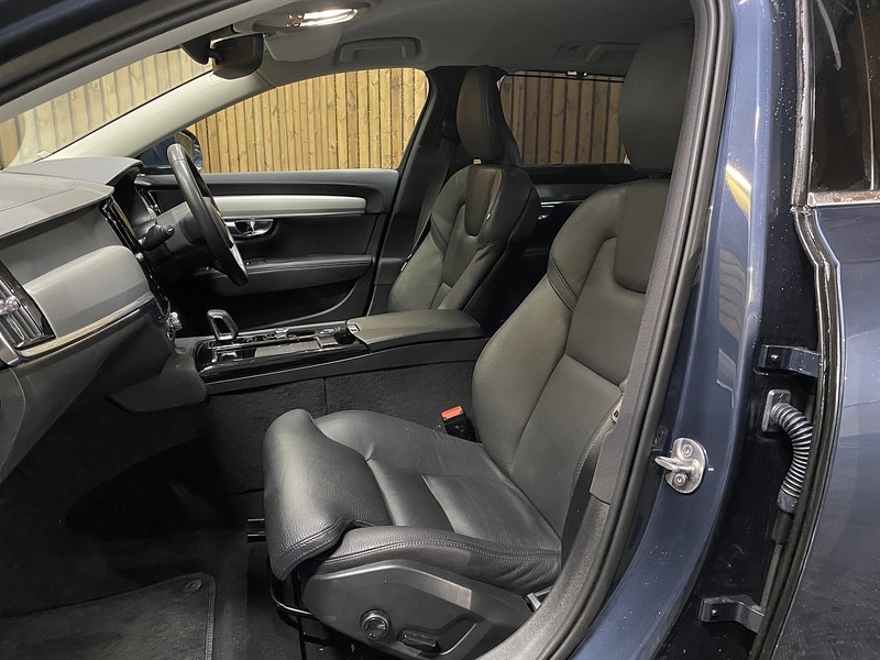 Used Volvo V90 2022 for sale - 76605277: Photo 7