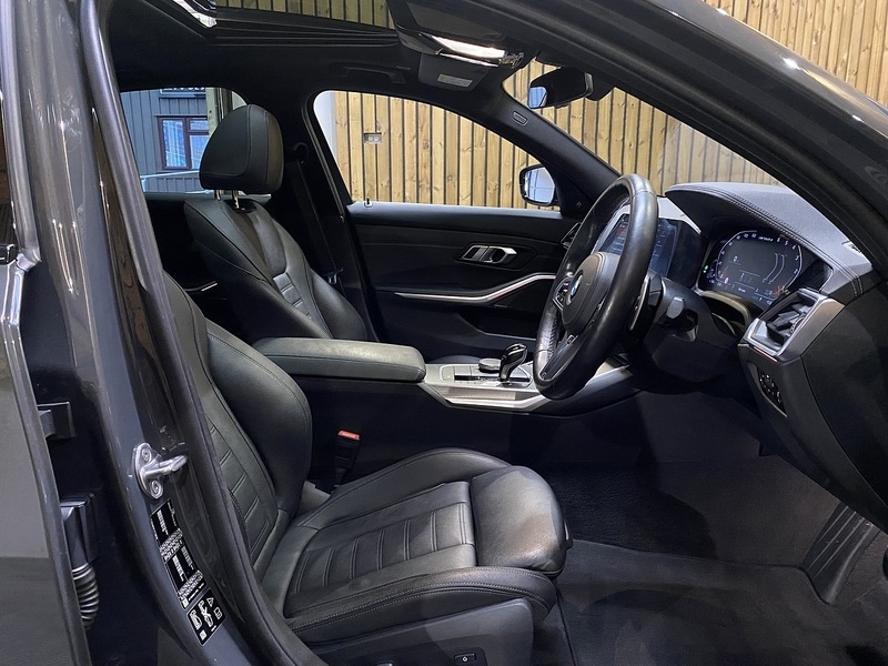 Used BMW 3 Series 2020 for sale - 77283807: Photo 46
