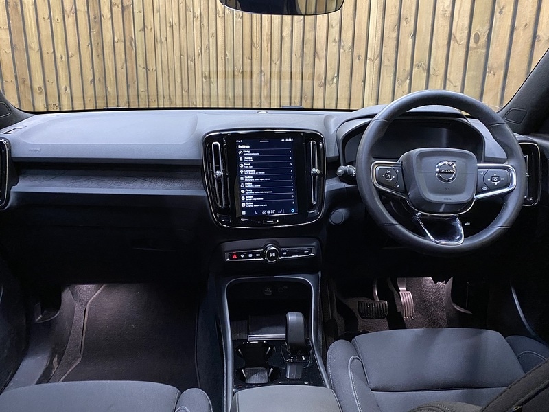 Used Volvo XC40 2023 for sale - 77337588: Photo 5