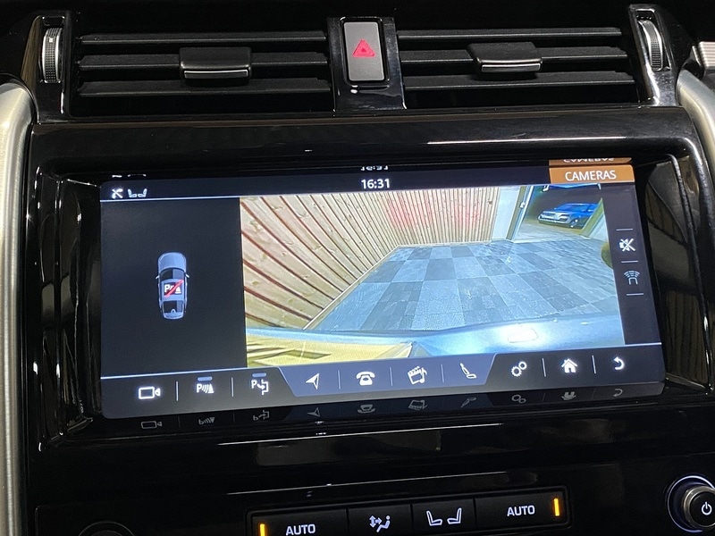 Used Land Rover Discovery 2020 for sale - 76845880: Photo 37