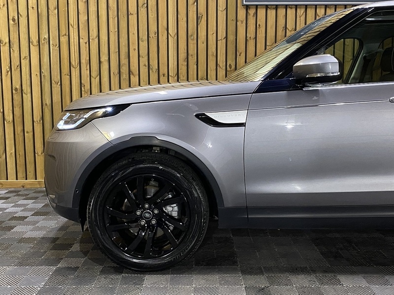 Used Land Rover Discovery 2020 for sale - 76845880: Photo 50