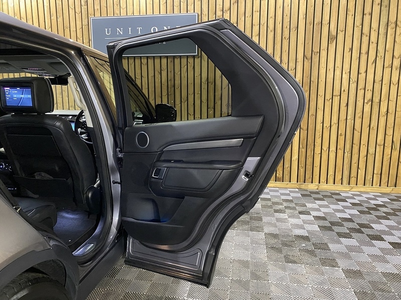 Used Land Rover Discovery 2020 for sale - 76845880: Photo 51