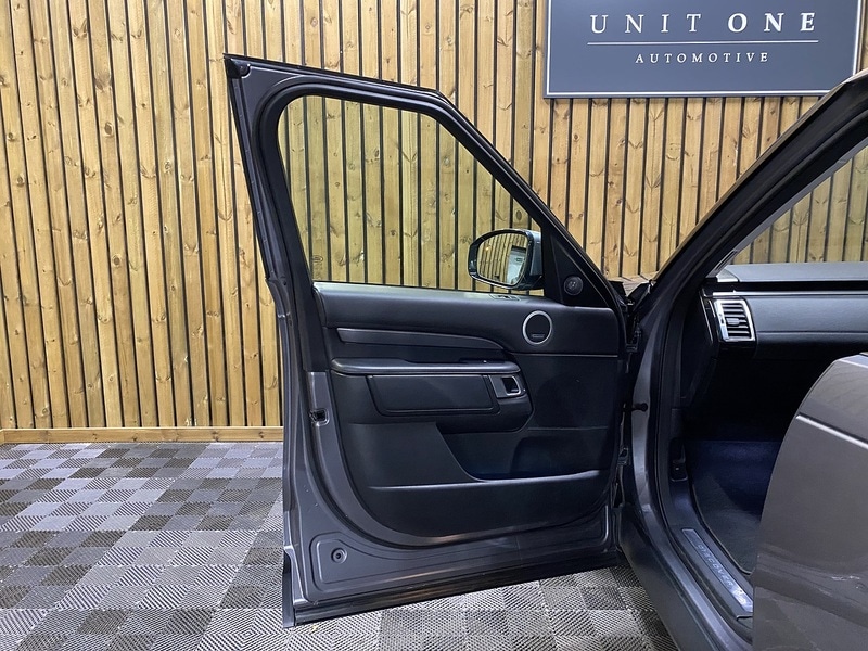 Used Land Rover Discovery 2020 for sale - 76845880: Photo 63