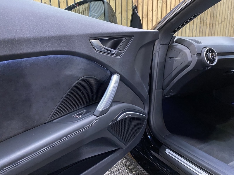 Used Audi TT RS 2020 for sale - 76357084: Photo 63