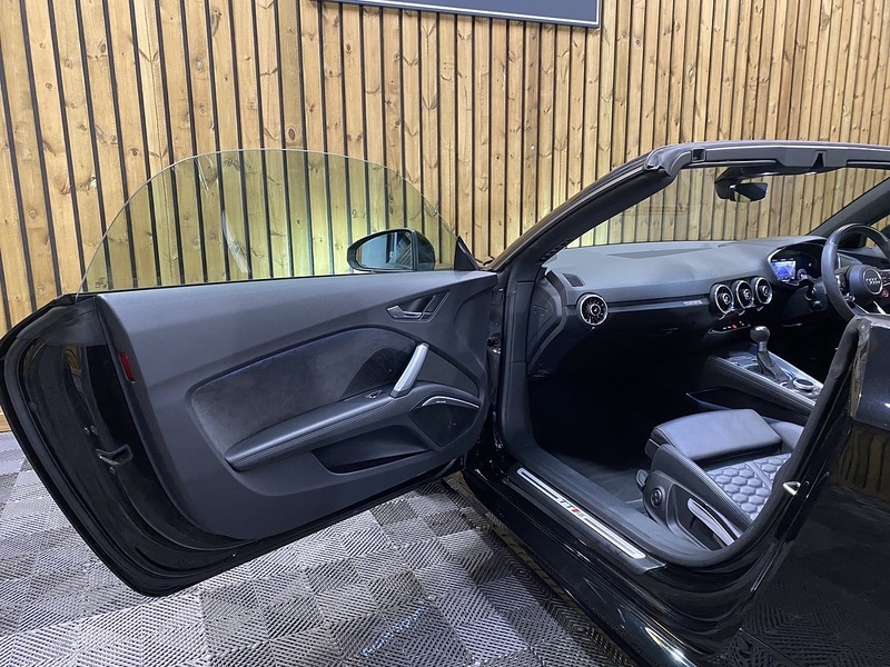 Used Audi TT RS 2020 for sale - 76357084: Photo 65