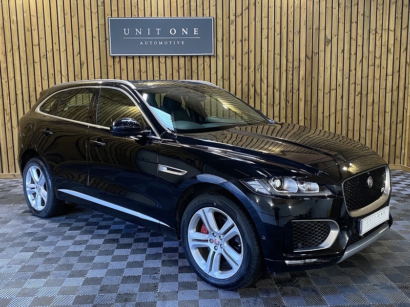 Used Jaguar F-Pace 2016 for sale - 76821328: Photo 1