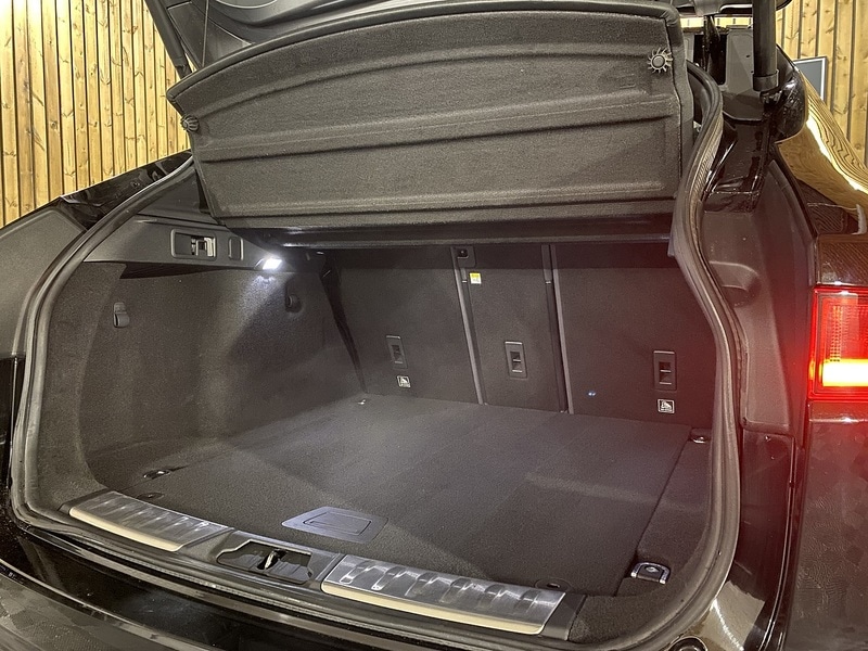 Used Jaguar F-Pace 2016 for sale - 76821328: Photo 20