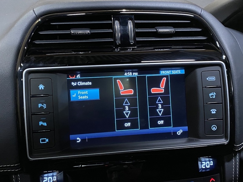 Used Jaguar F-Pace 2016 for sale - 76821328: Photo 39