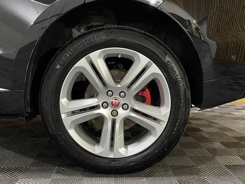 Used Jaguar F-Pace 2016 for sale - 76821328: Photo 47