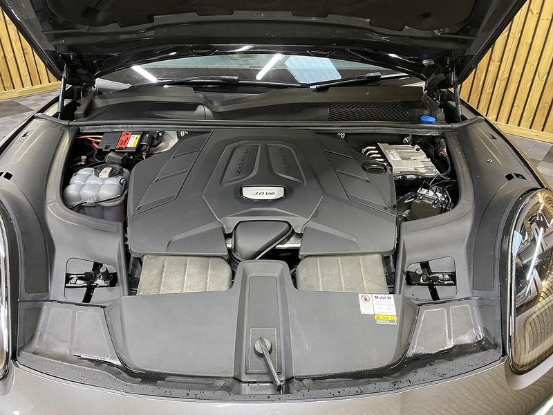 Used Porsche Cayenne 2021 for sale - 77465310: Photo 12