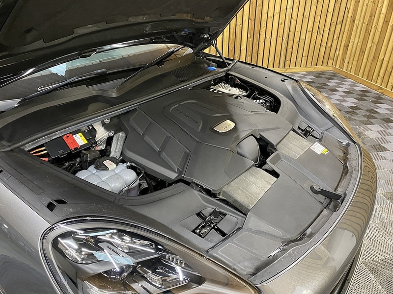 Used Porsche Cayenne 2021 for sale - 77465310: Photo 34