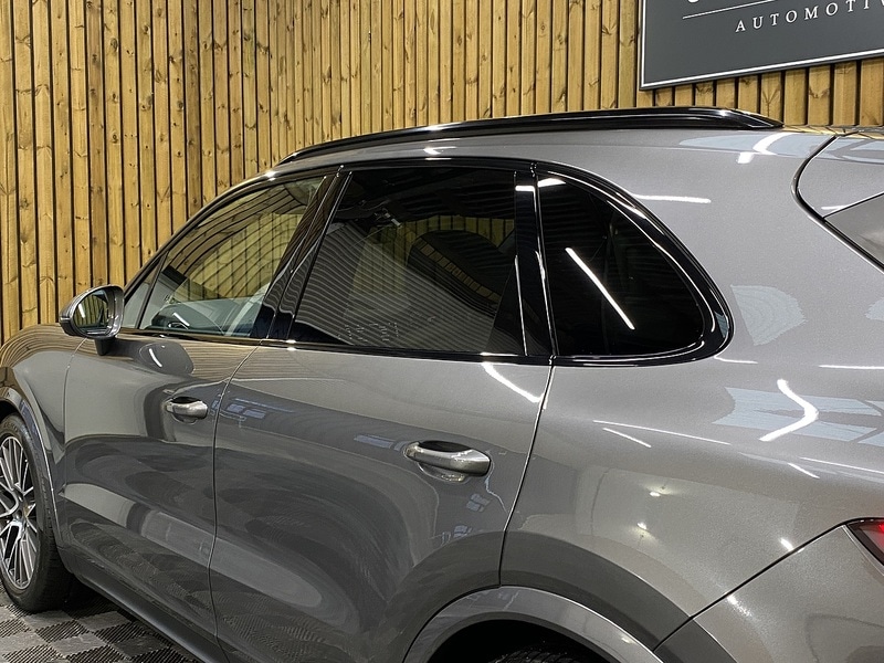 Used Porsche Cayenne 2021 for sale - 77465310: Photo 35