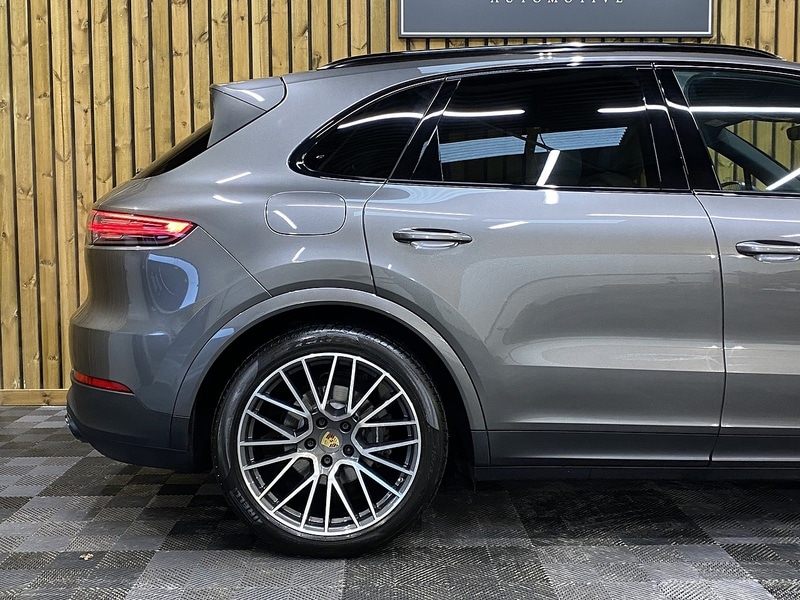 Used Porsche Cayenne 2021 for sale - 77465310: Photo 46