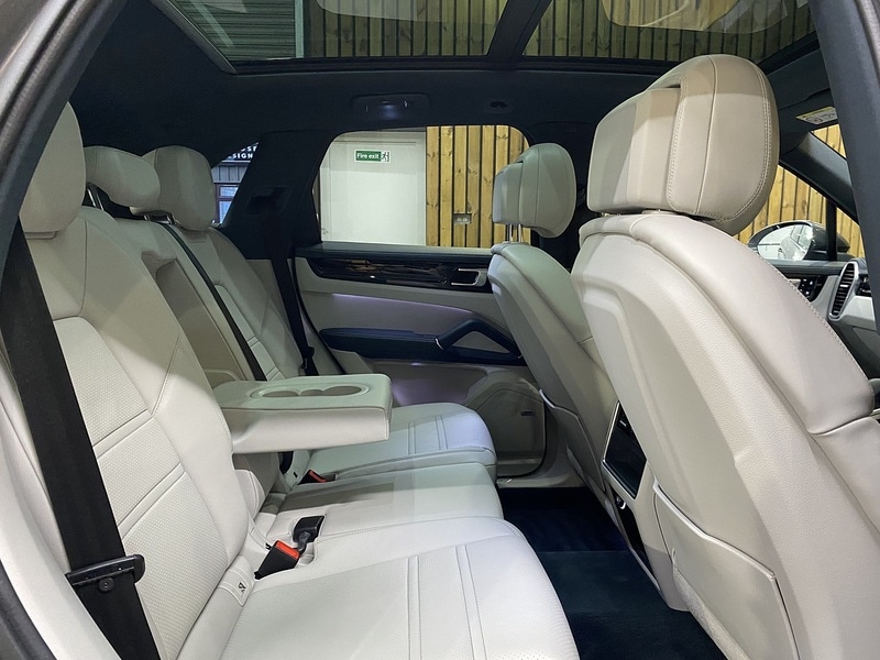 Used Porsche Cayenne 2021 for sale - 77465310: Photo 56