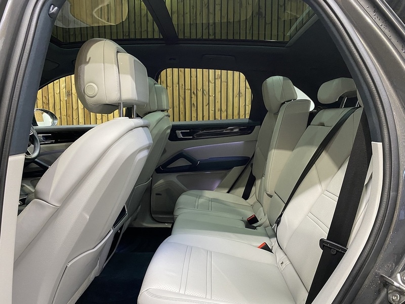 Used Porsche Cayenne 2021 for sale - 77465310: Photo 74