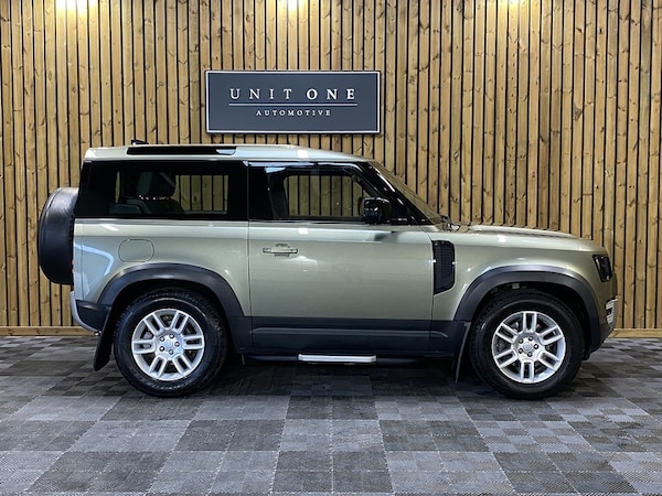 Used Land Rover Defender 90 2021 for sale - 76253238: Photo 2