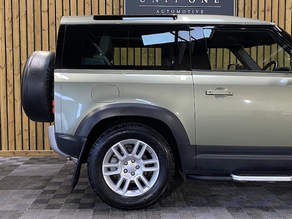 Used Land Rover Defender 90 2021 for sale - 76253238: Photo 42