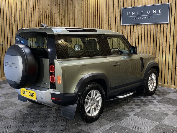 Used Land Rover Defender 90 2021 for sale - 76253238: Photo 4