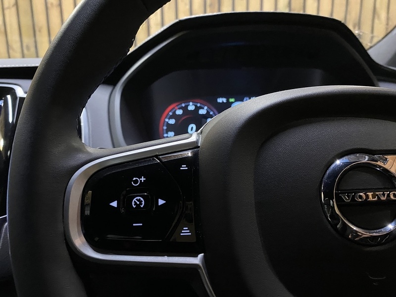 Used Volvo XC90 2021 for sale - 76686840: Photo 18