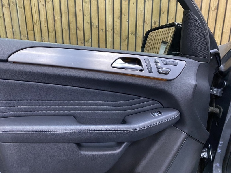 Used Mercedes-Benz GLE for sale - 77981707: Photo 44