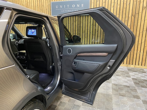 Used Land Rover Discovery 2018 for sale - 75681007: Photo 48