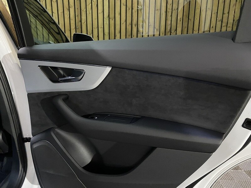 Used Audi Q7 2023 for sale - 77494351: Photo 48