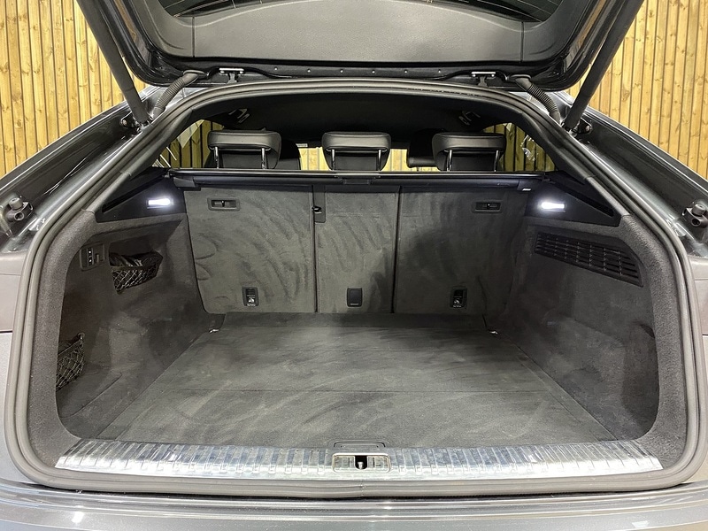 Used Audi Q8 2020 for sale - 78213153: Photo 16