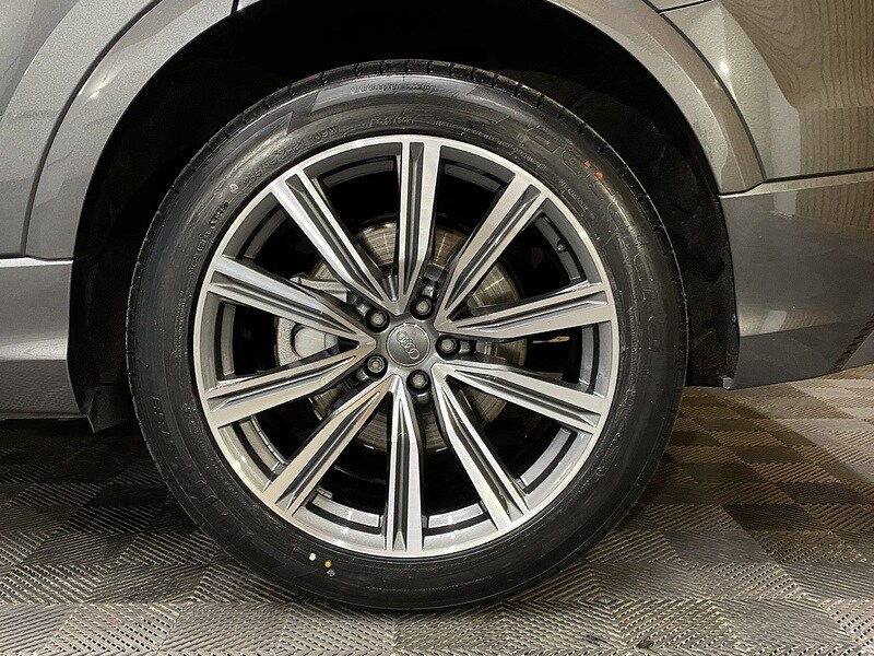 Used Audi Q8 2020 for sale - 78213153: Photo 42