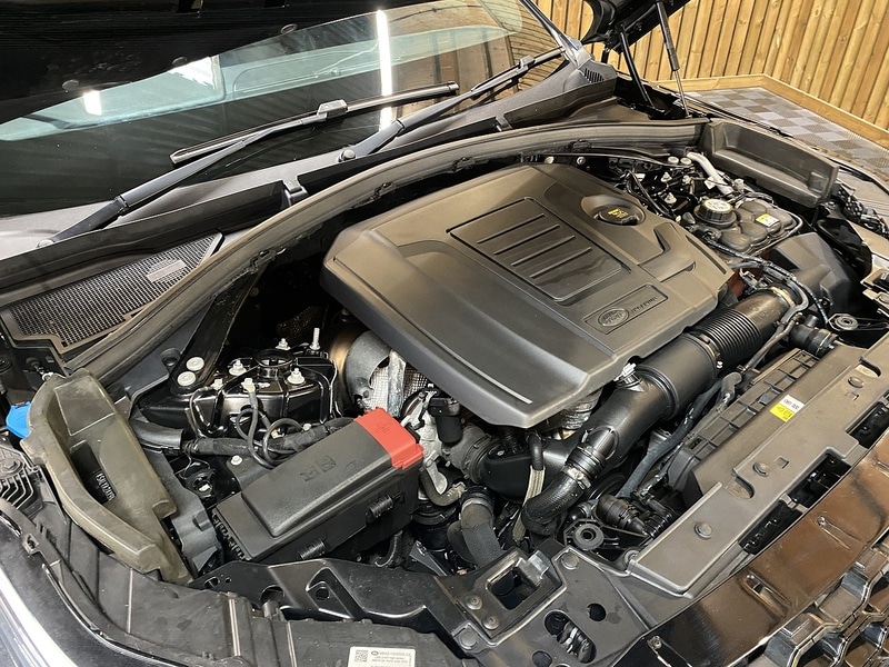 Used Land Rover Range Rover Velar 2021 for sale - 76505630: Photo 36