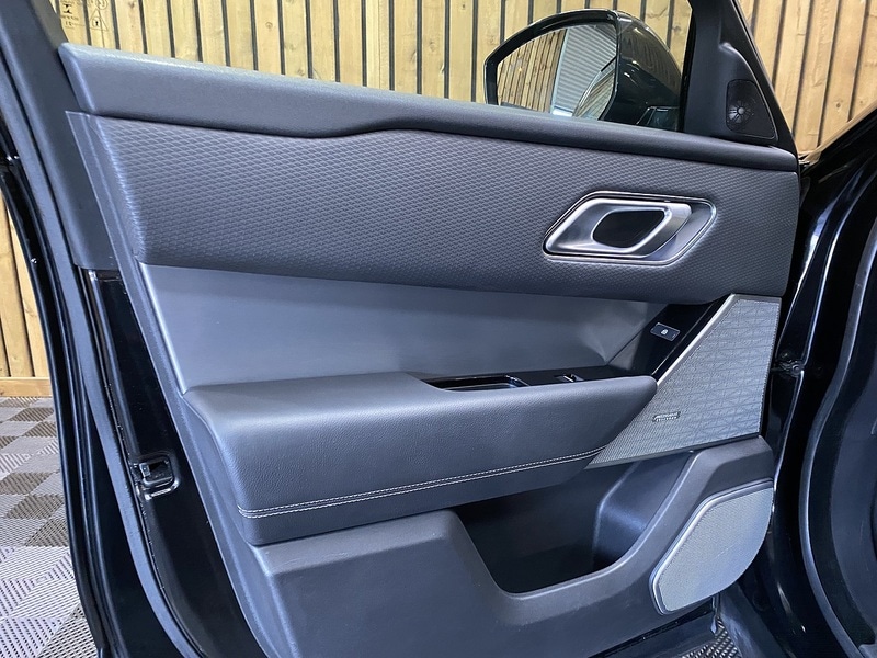 Used Land Rover Range Rover Velar 2021 for sale - 76505630: Photo 63