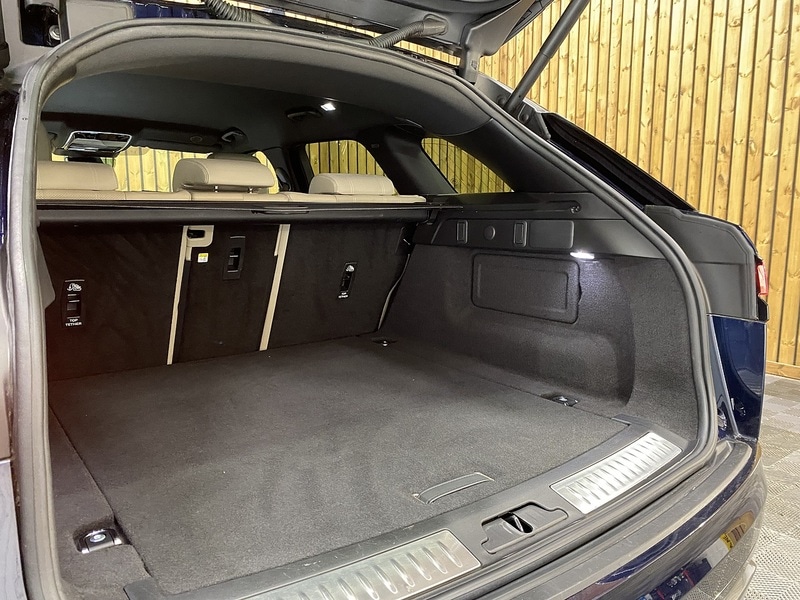 Used Land Rover Range Rover Velar 2022 for sale - 77846460: Photo 20