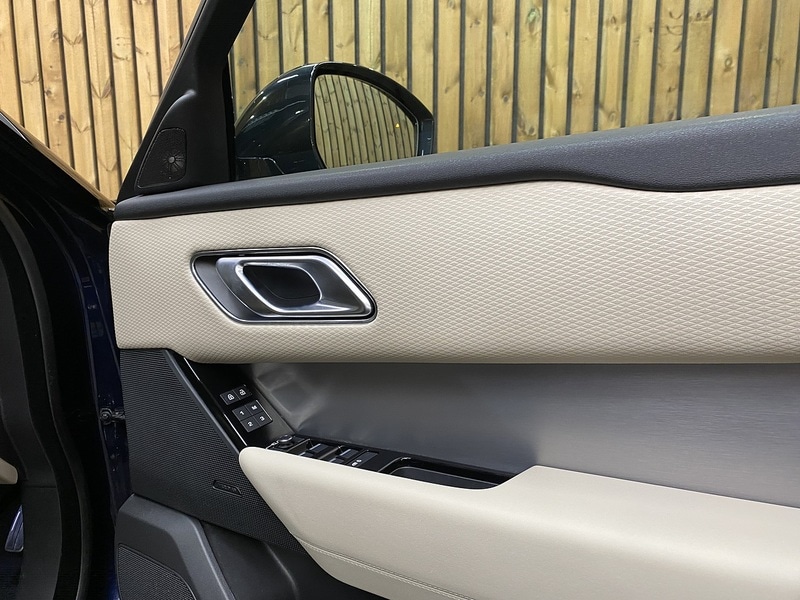 Used Land Rover Range Rover Velar 2022 for sale - 77846460: Photo 43