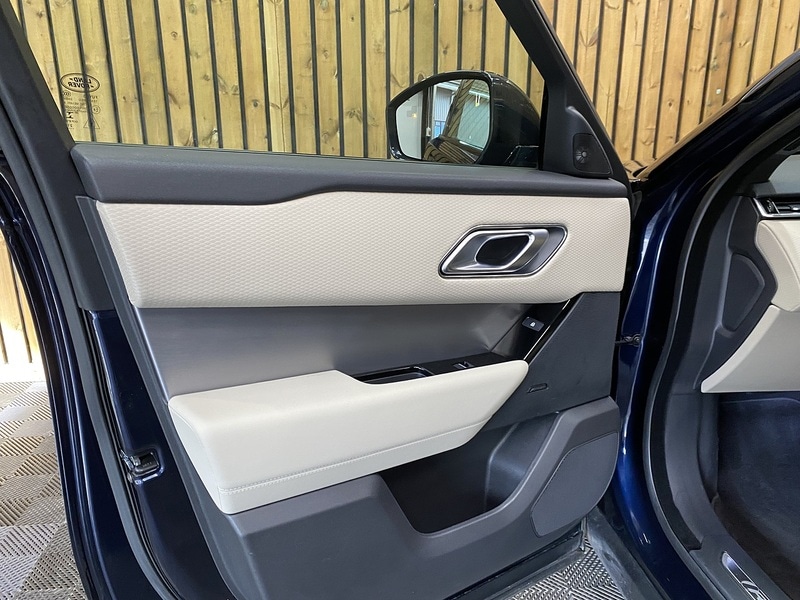 Used Land Rover Range Rover Velar 2022 for sale - 77846460: Photo 60