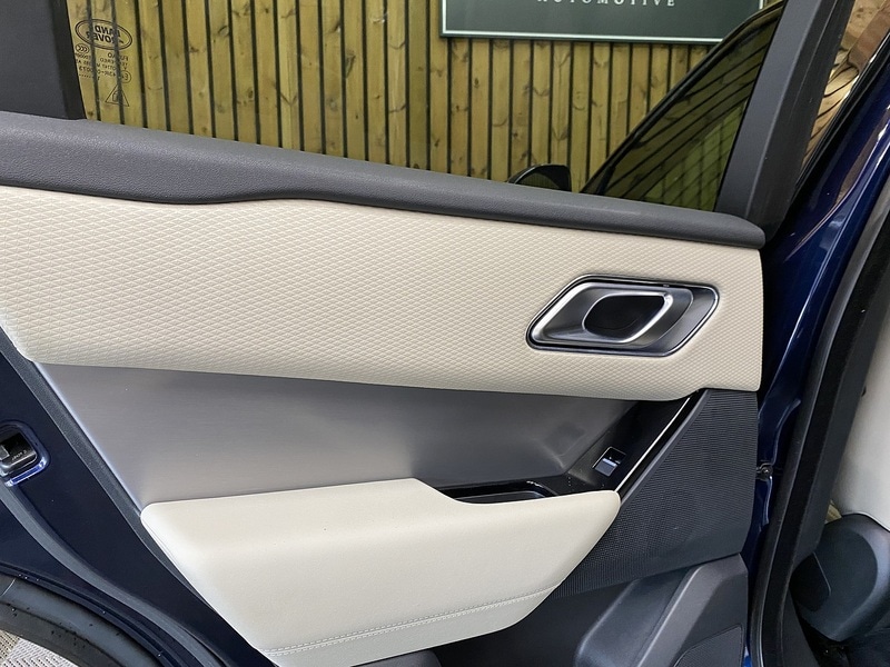 Used Land Rover Range Rover Velar 2022 for sale - 77846460: Photo 67