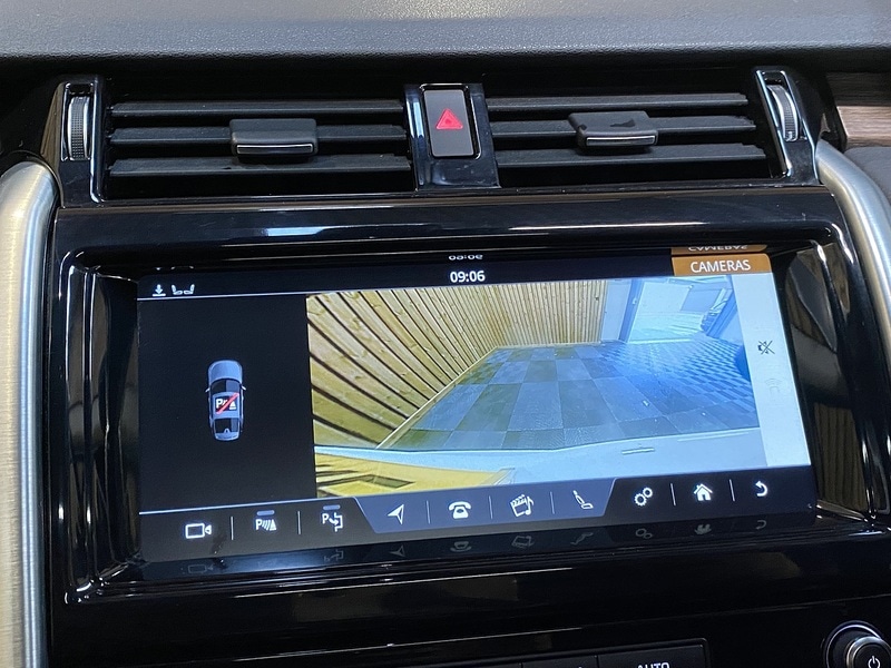 Used Land Rover Discovery 2018 for sale - 77643283: Photo 32