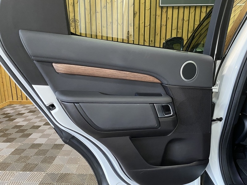 Used Land Rover Discovery 2018 for sale - 77643283: Photo 74