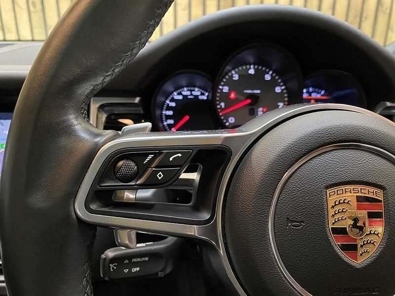 Used Porsche Macan 2020 for sale - 75897316: Photo 18