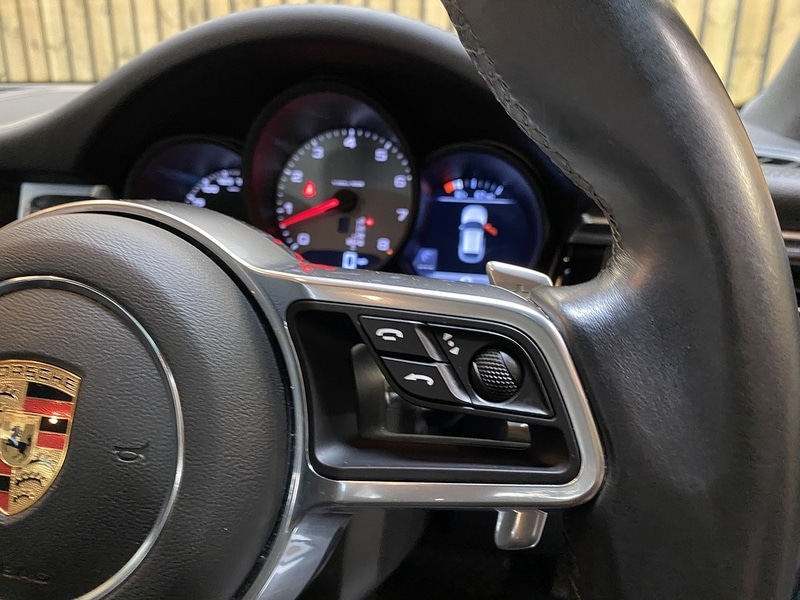 Used Porsche Macan 2020 for sale - 75897316: Photo 21