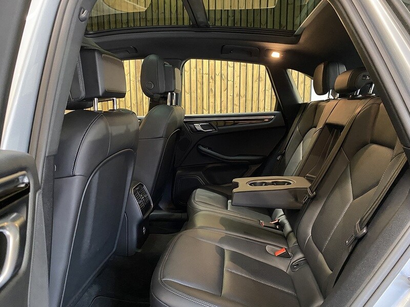 Used Porsche Macan 2020 for sale - 75897316: Photo 66