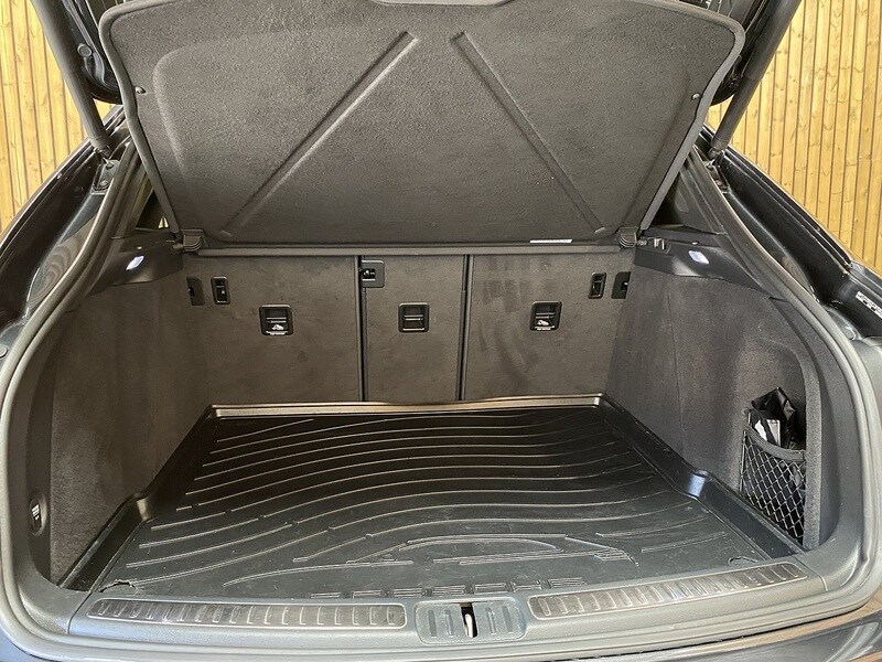 Used Porsche Macan 2019 for sale - 75849859: Photo 25